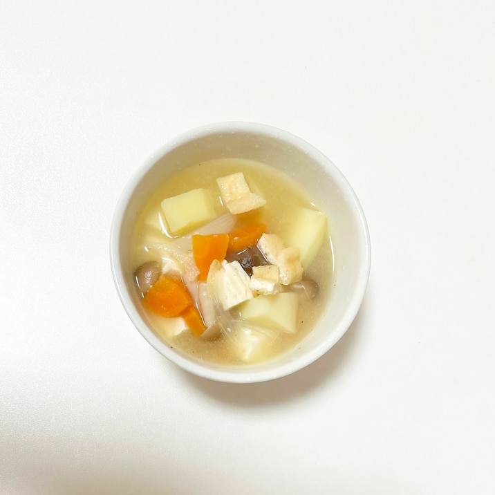 余った野菜で簡単みそ汁